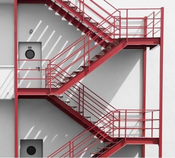 �zmir Yang�n Kap�lar�